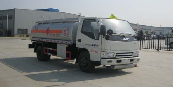 油罐車(chē)圖片 油罐車(chē)圖片