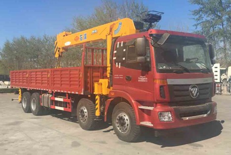 福田歐曼前四后八12噸隨車(chē)吊圖片 福田歐曼前四后八12噸隨車(chē)吊圖片