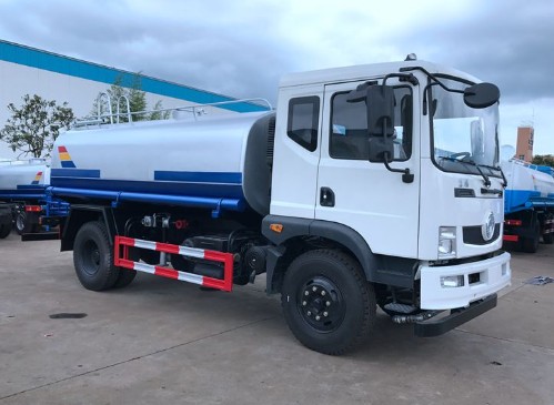 東風(fēng)T3 12噸灑水車(chē)圖片 東風(fēng)T3 12噸灑水車(chē)圖片