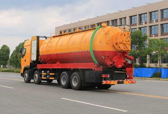 東風(fēng)柳汽乘龍前四后八清洗吸污車(chē) 東風(fēng)柳汽乘龍前四后八清洗吸污車(chē)