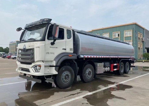 重汽豪沃前四后八供液車_潤(rùn)知星牌SCS5313TGYZZ6型供液車 重汽豪沃前四后八供液車_潤(rùn)知星牌SCS5313TGYZZ6型供液車